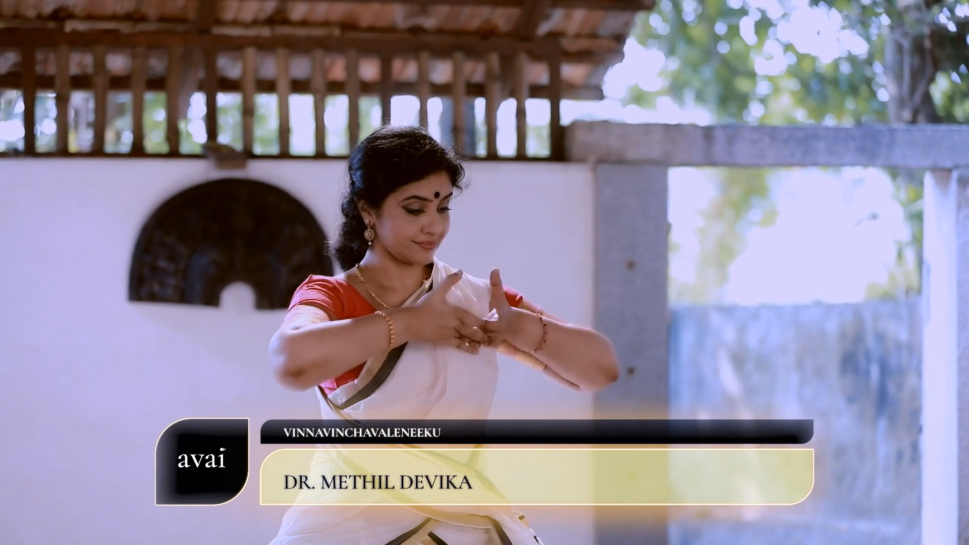 Vinnavinchavaleneeku - Dr Methil Devika